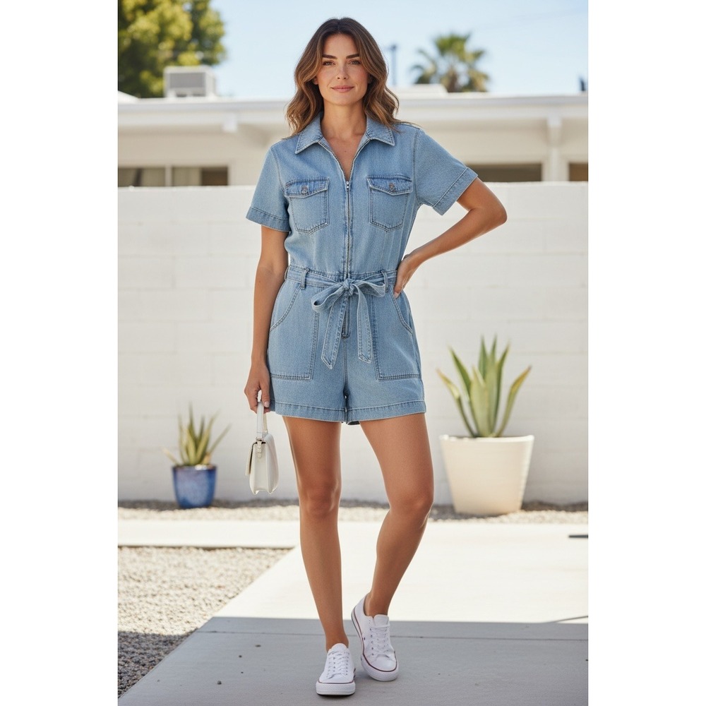 Light Wash Denim Short Sleeve Utility Romper with Belted Waist Mens Size Med B16
